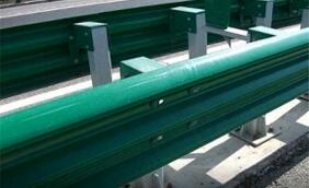 波形鋼護(hù)欄