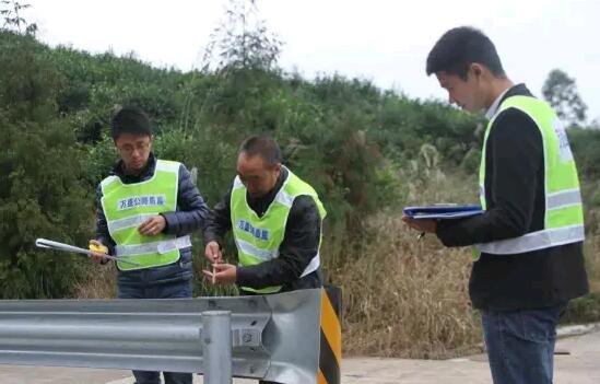 波形護(hù)欄維護(hù)