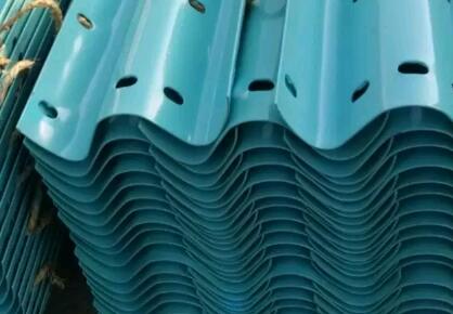 鍍鋅波形護(hù)欄板